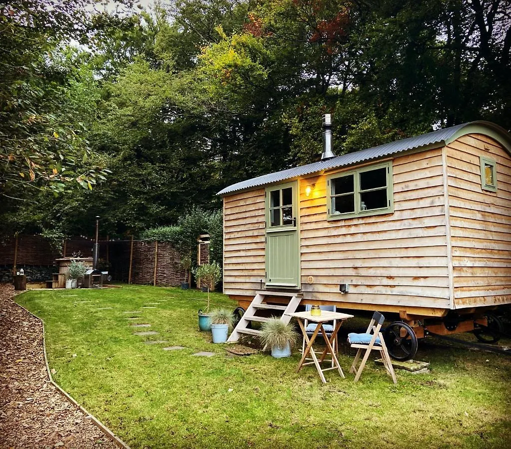Oak + Stars Hideaway Hotel Holmfirth